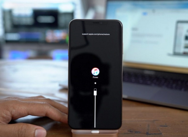 阿克苏苹果手机维修分享iPhone12进DFU教程 